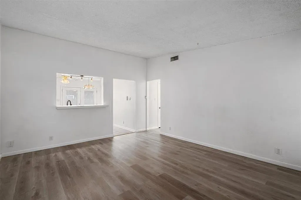 Broadoaks11908 — Photo 3