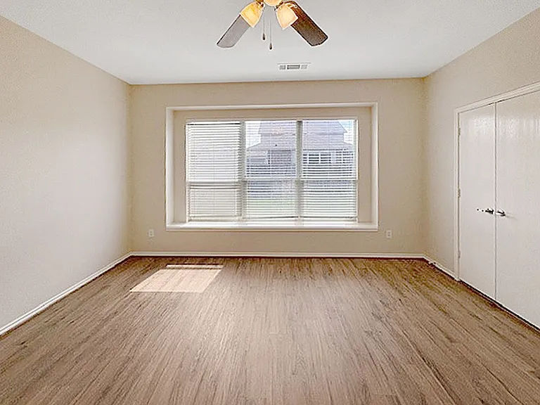 9716 Minton Dr — Photo 13