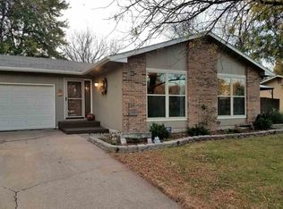 2302 Timber Creek Dr, Manhattan, KS 66502