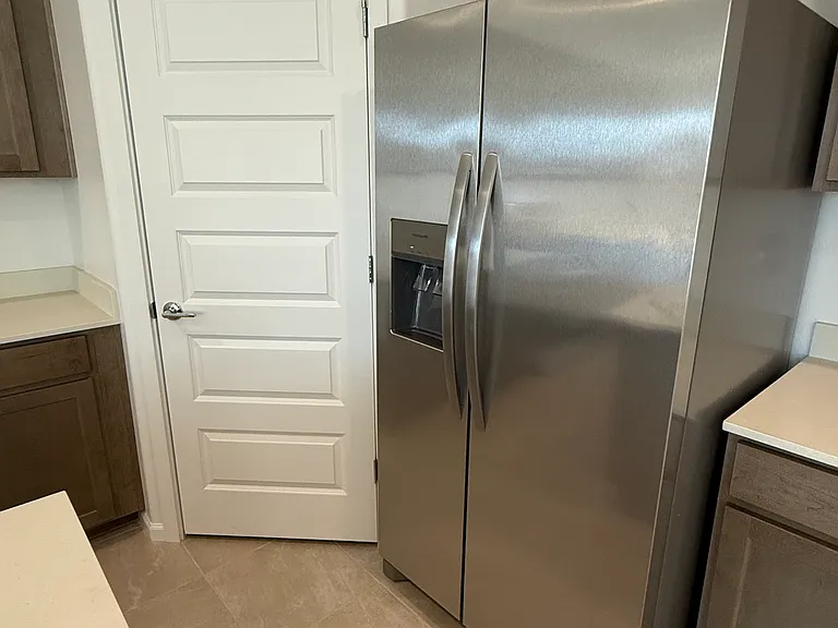 9833 W Monterey Way — Photo 9