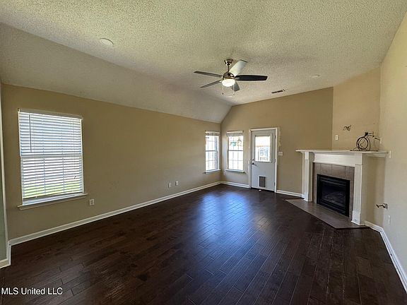 4th image of 5684 Bedford Loop E