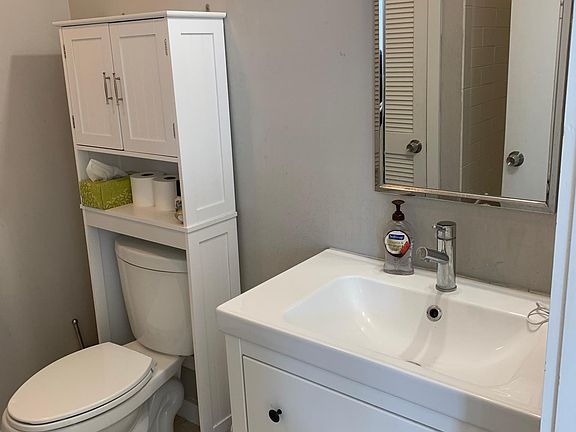5th image of 701 Fairmount Ave #C