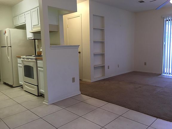 5th image of 3107 Woods Way