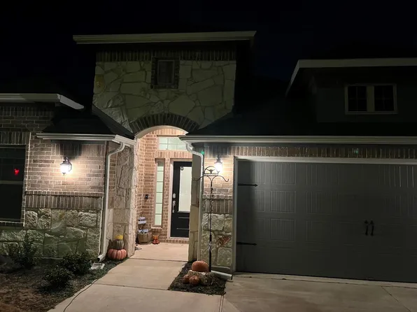 208 Tinto St, Leander, TX 78641