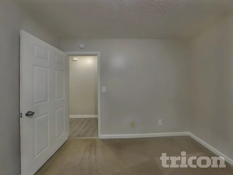 4074 Five Oaks Ct — Photo 11