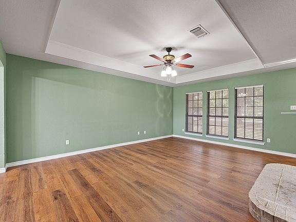 4th image of 109 Sanchez Creek Ct