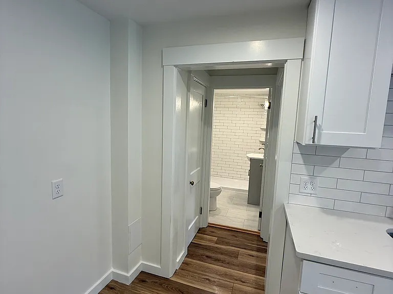 11 Lincoln St #9.5 — Photo 8