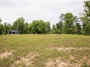 530 Pelston Rd, Breeding, KY 42715