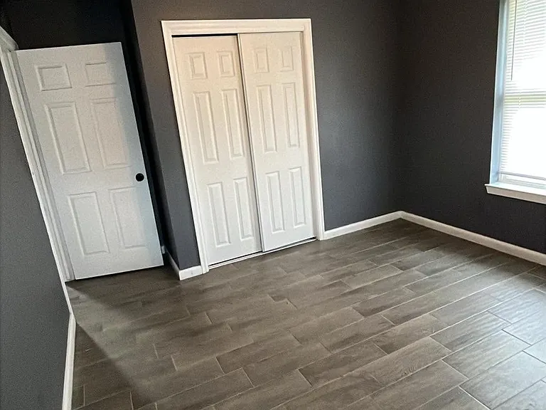 629 Bel Air Dr — Photo 3