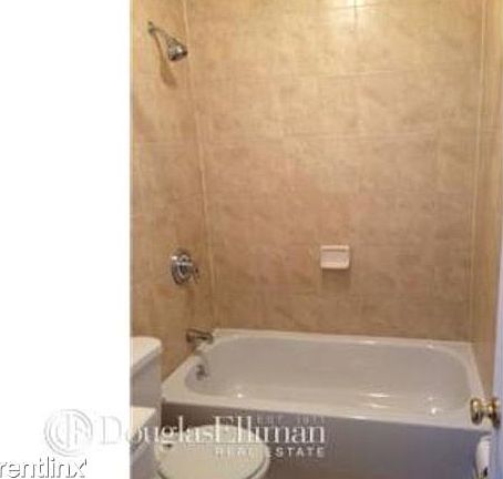 a785cc8cd4a04292b9a5ca3bdba96e2b