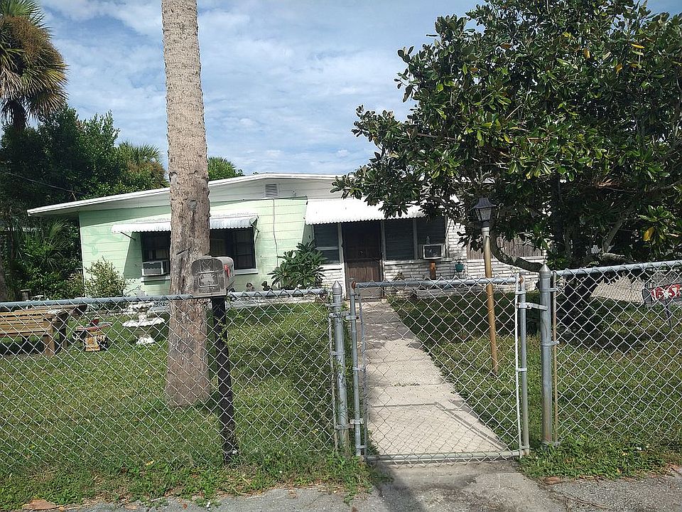 2nd image of 1637 Highland Ave