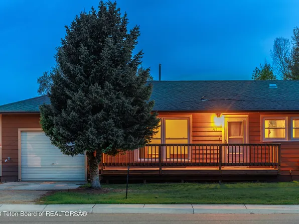 328 Quartz Ave, Pinedale, WY 82941