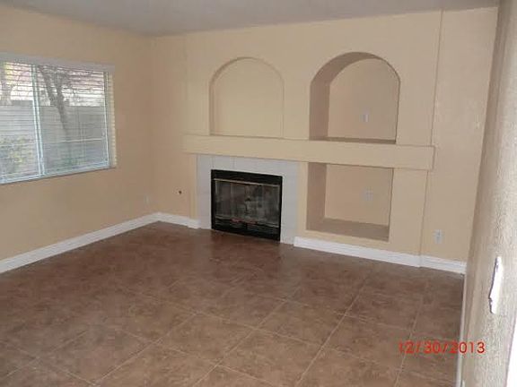 3rd image of 1716 Western Lily St