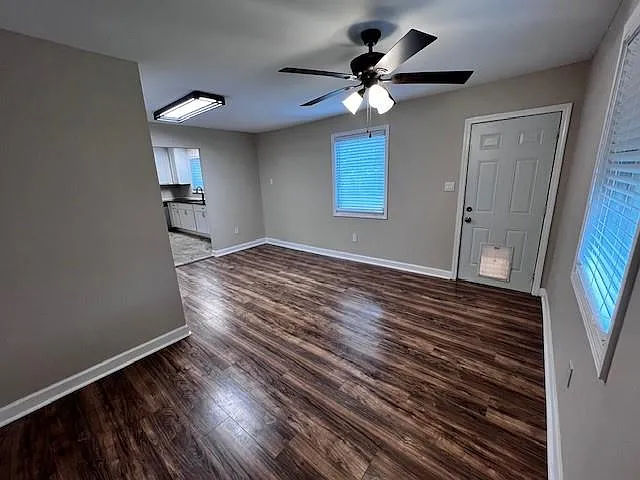 345 Wainwright Dr — Photo 13