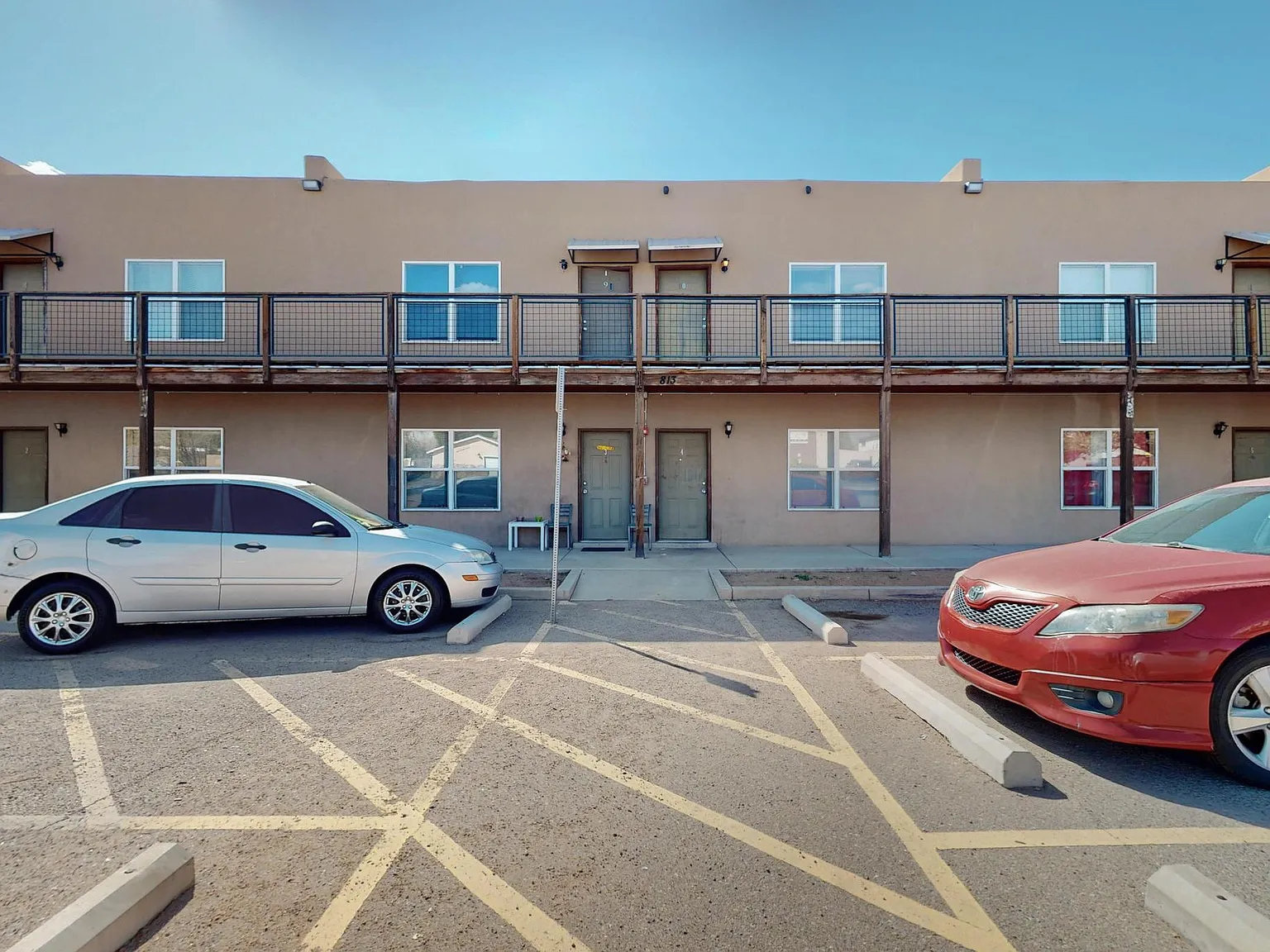 1 bed, 625 sqft, $911 — Photo 1