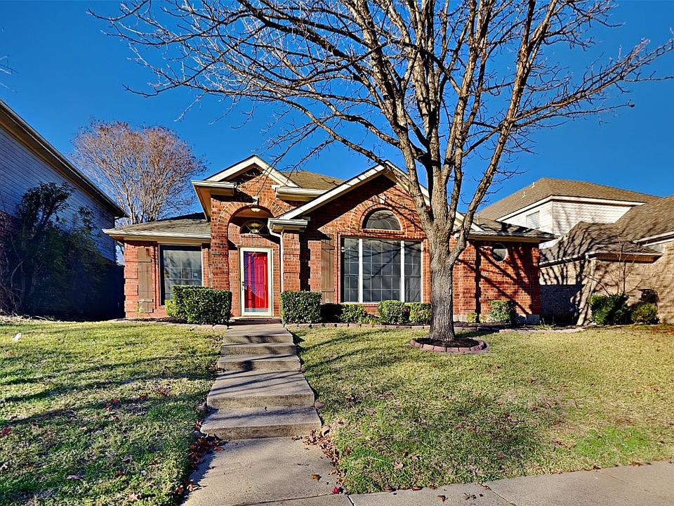 1st image of 834 San Jacinto Dr