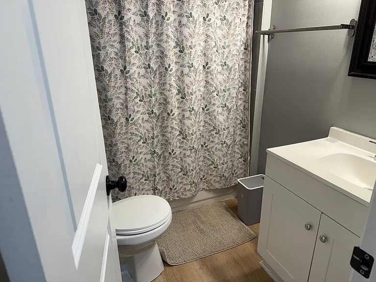 4226 N Pearl St — Photo 11