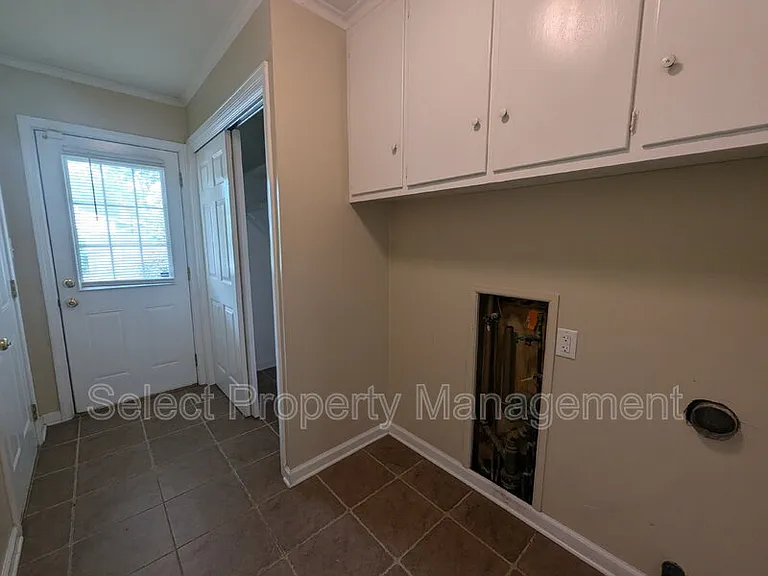 3510 Glencairn Dr — Photo 14