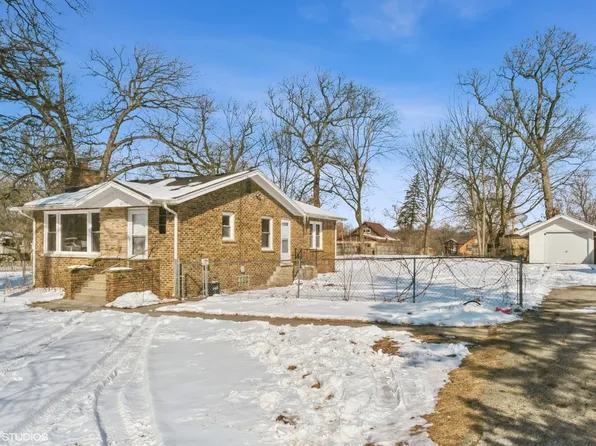 26356 W Grapevine Ave, Antioch, IL 60002