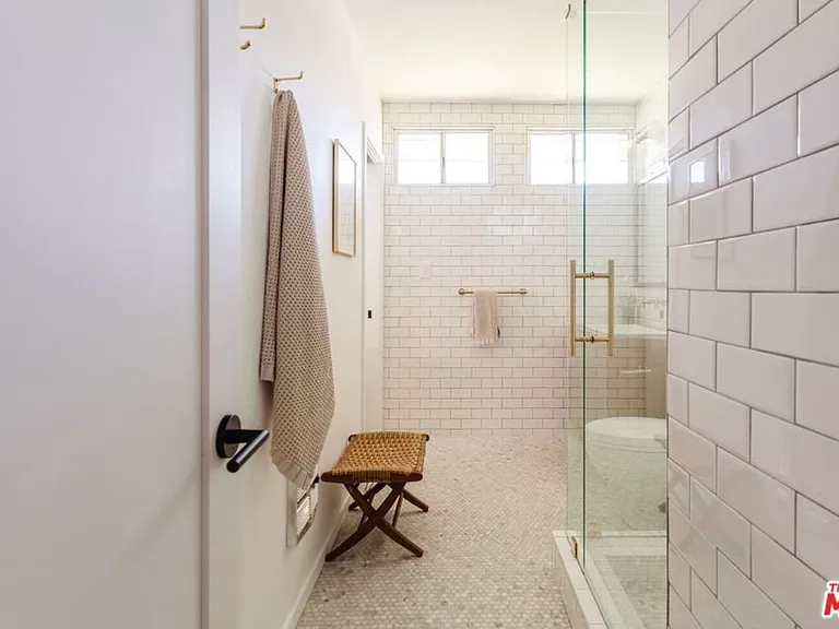 10879 Hillhaven Ave — Photo 13