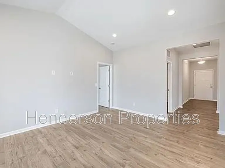 160 Tillery Ln — Photo 6