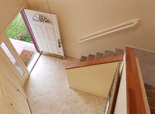 7035 Redhawk Cir, Anchorage, AK 99507