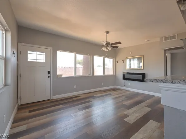2125 E Oakey Blvd, Las Vegas, NV 89104