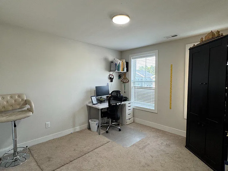 213 Catalpa Ln — Photo 18