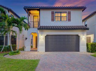 3285 W 95th Ter, Hialeah, FL 33018
