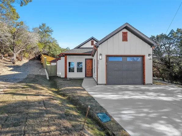 5511 Northview Ct, Granbury, TX 76048