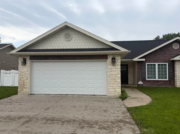 2110 IRON EAGLE CT., North Platte, NE 69101