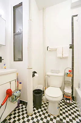 Rented by City Connections Realty | media 7