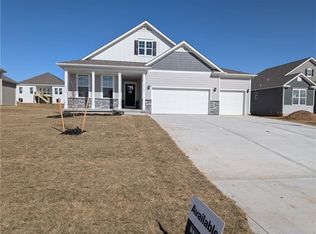20762 W 188th Ter, Spring Hill, KS 66083
