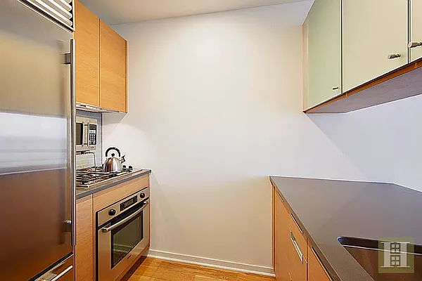 Sold by Halstead Real Estate | media 15