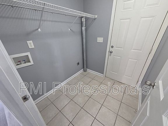 5th image of 1214 Timber Creek Dr