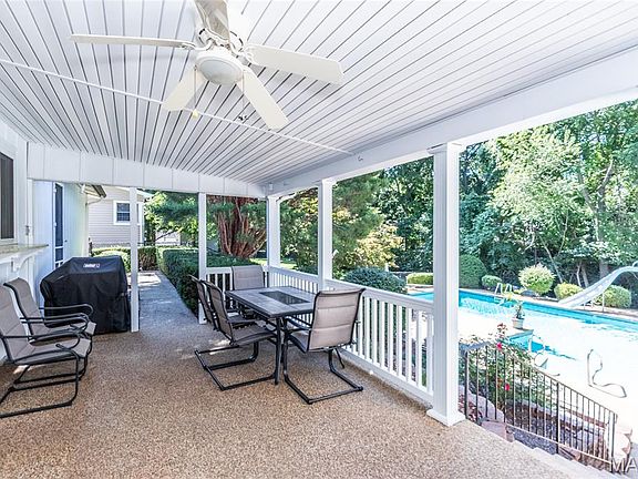 4th image of 4802 Laketon Ct