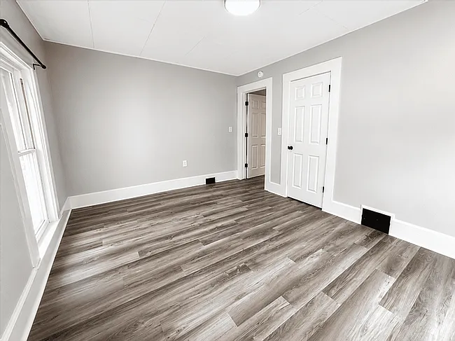 561 S Main St #3 — Photo 9