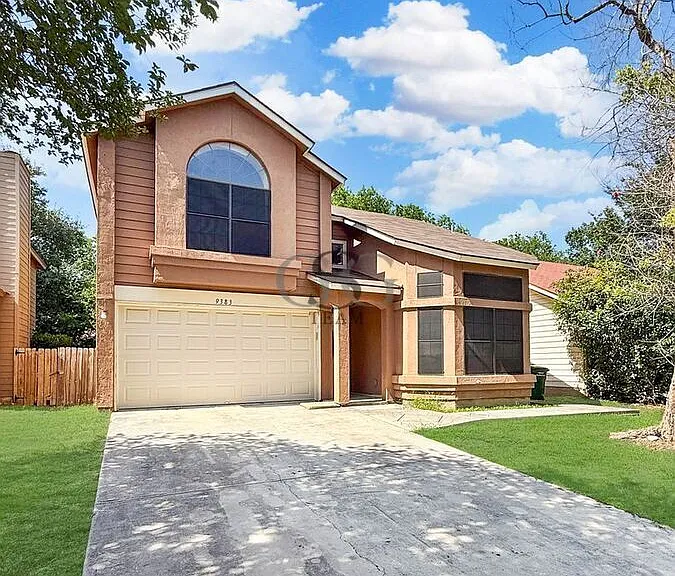 9383 Village Lance — Photo 1