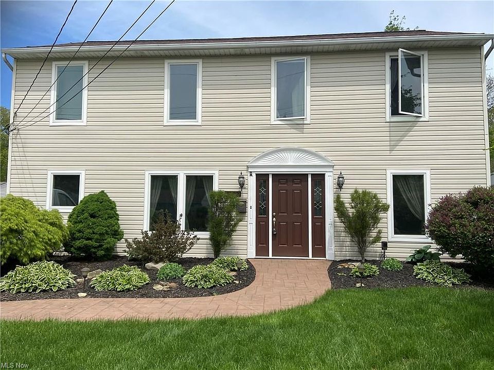 1st image of 38299 Laura Dr