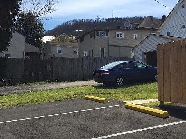 1 bed, 600 sqft, $940 — Photo 3
