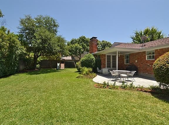 2nd image of 4119 Alta Vista Ln