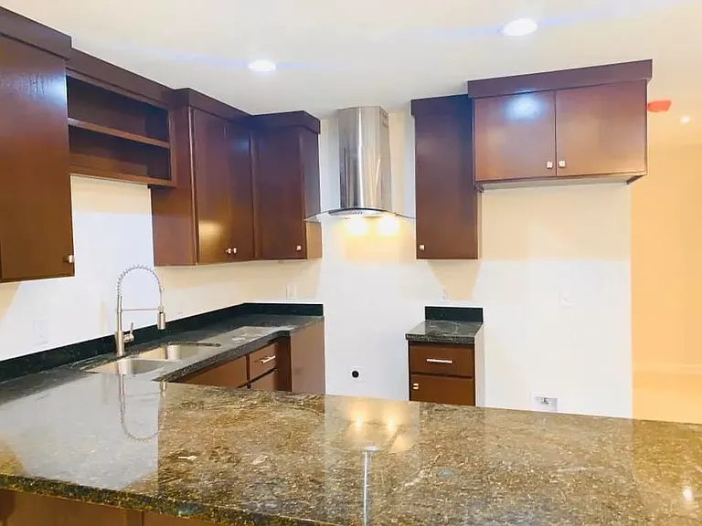 1606 Bilbao Dr — Photo 13