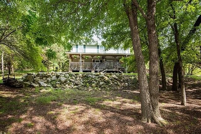 1st image of 225 Bluebonnet Ct