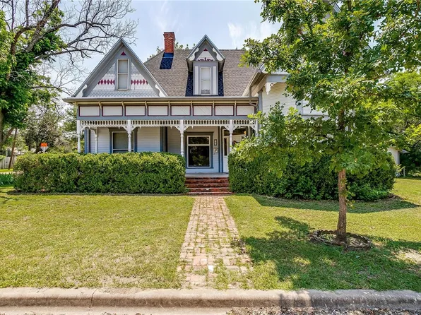 301 N Pearl St, Mart, TX 76664