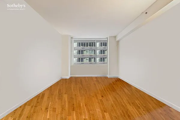 Rented by Sotheby's International Realty | media 3