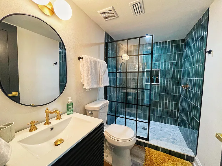 4811 Gary Rd #C — Photo 15
