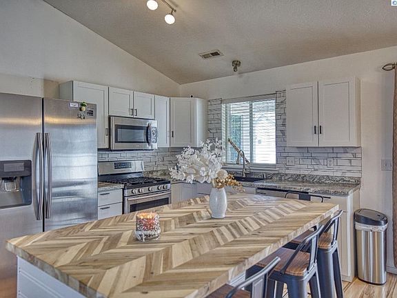 2nd image of 7903 White Bluffs Ct