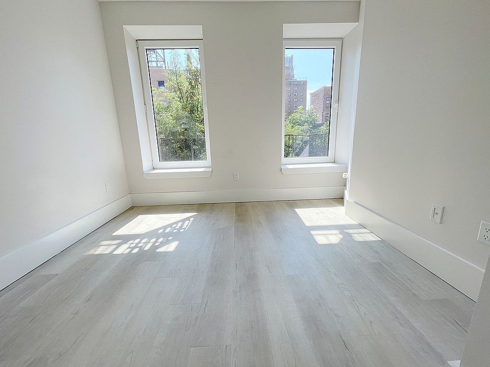 1st image of 324 E 116th St #6B