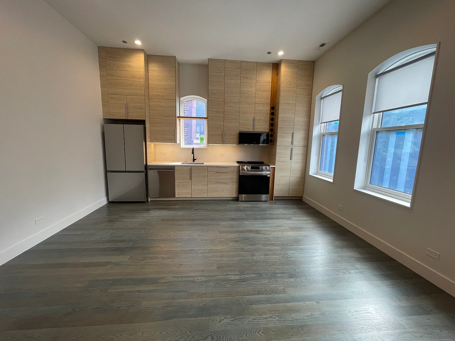 2 bed, $3,395 — Photo 3