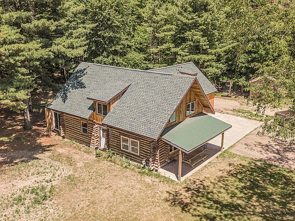 3rd image of 2567 Crockery Shores Rd